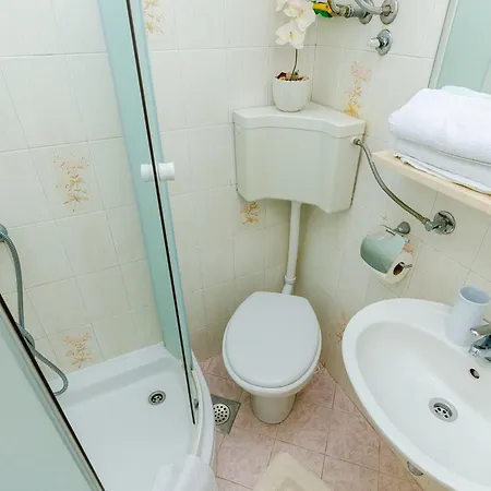 Apartment Avdic - With Balcony And Sea View Dubrovnik